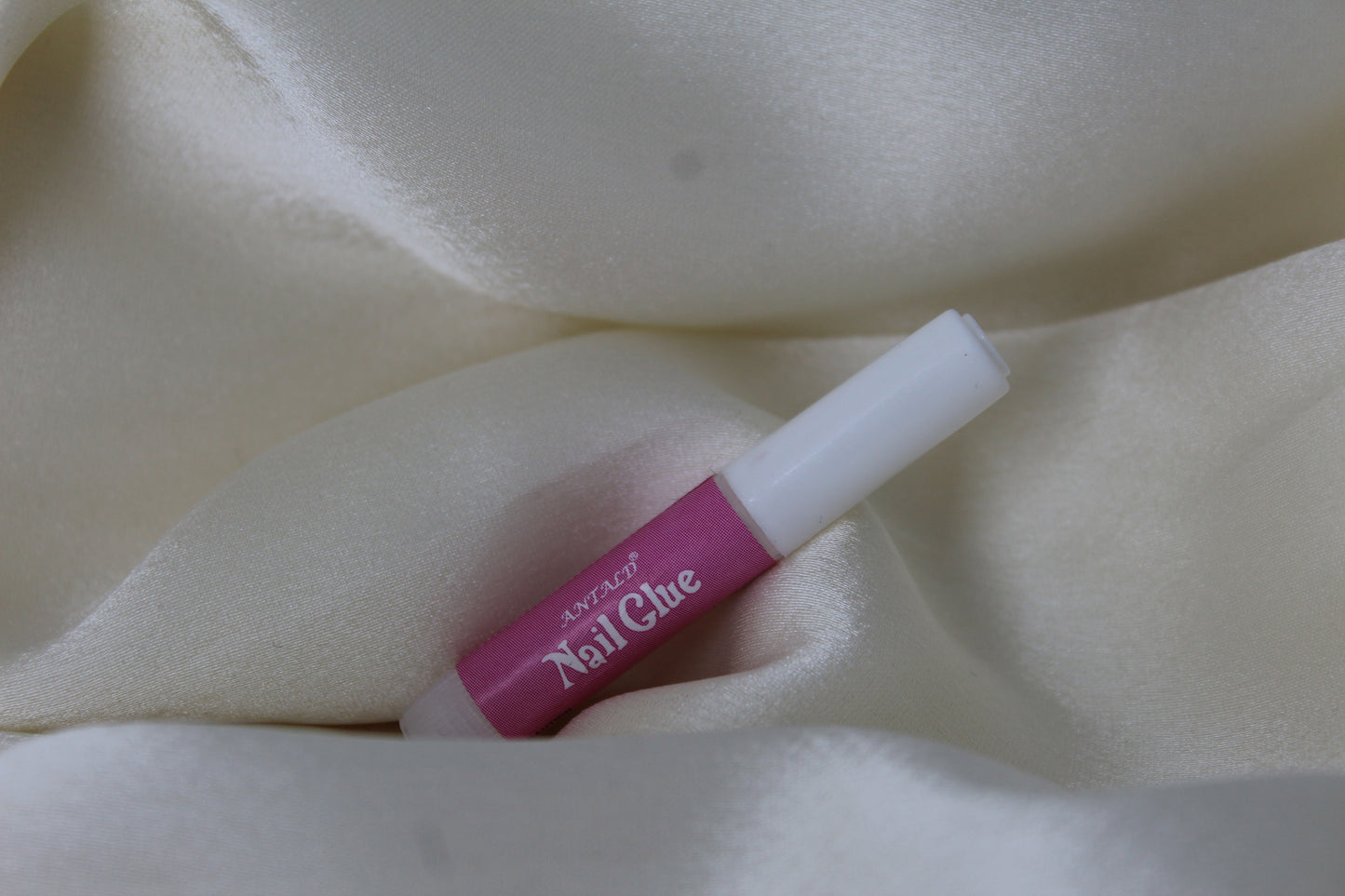 Tube de colle